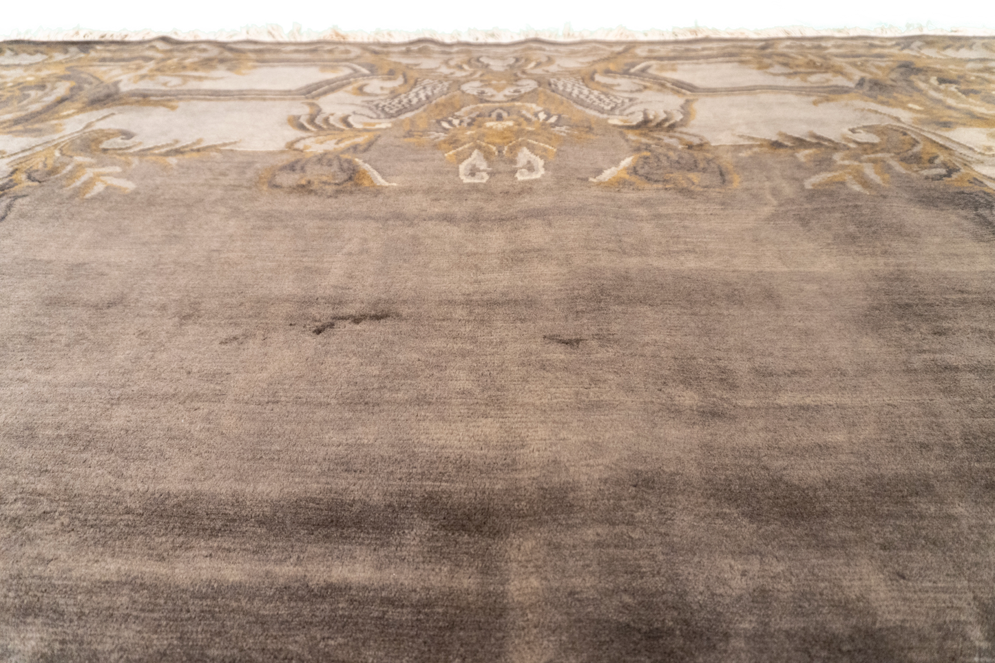 W 8.2 L 10 Savanere 100% Wool Hand-Woven Floral Design - 11057