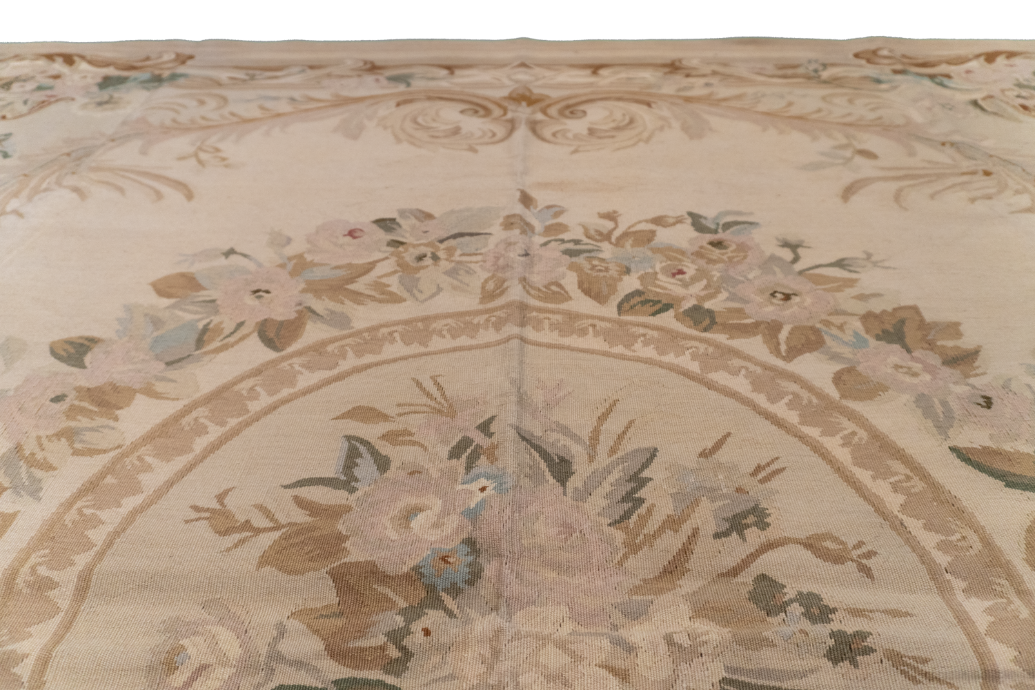 W 7 - L 7.2 - Abusson Wool All Over Square Tapestry - Finest Hand-Made Quality Wool - 20062