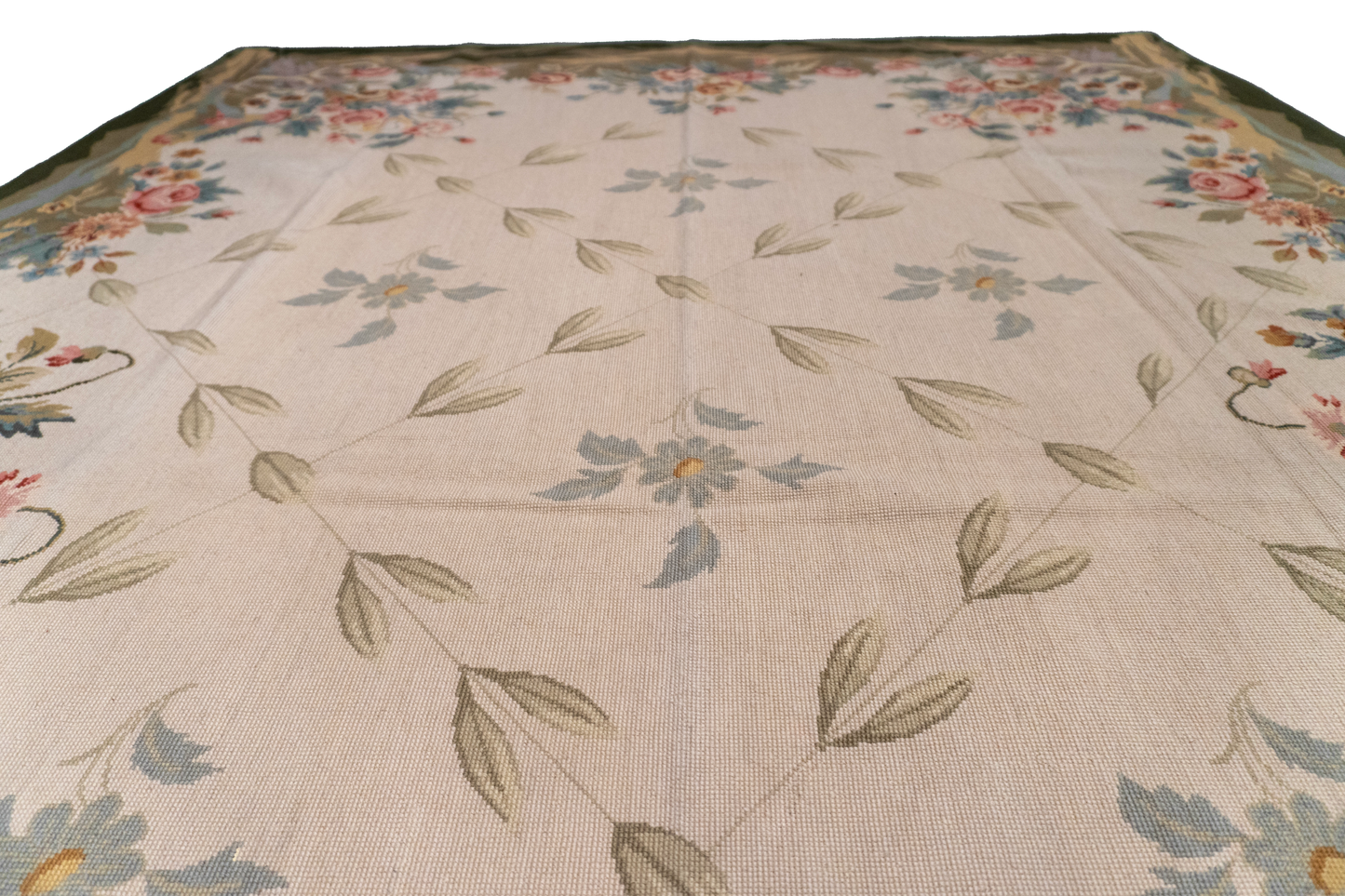 W 6 L 9.2 Needle Point 100% Wool Hand-Woven All-Over Design - 20359