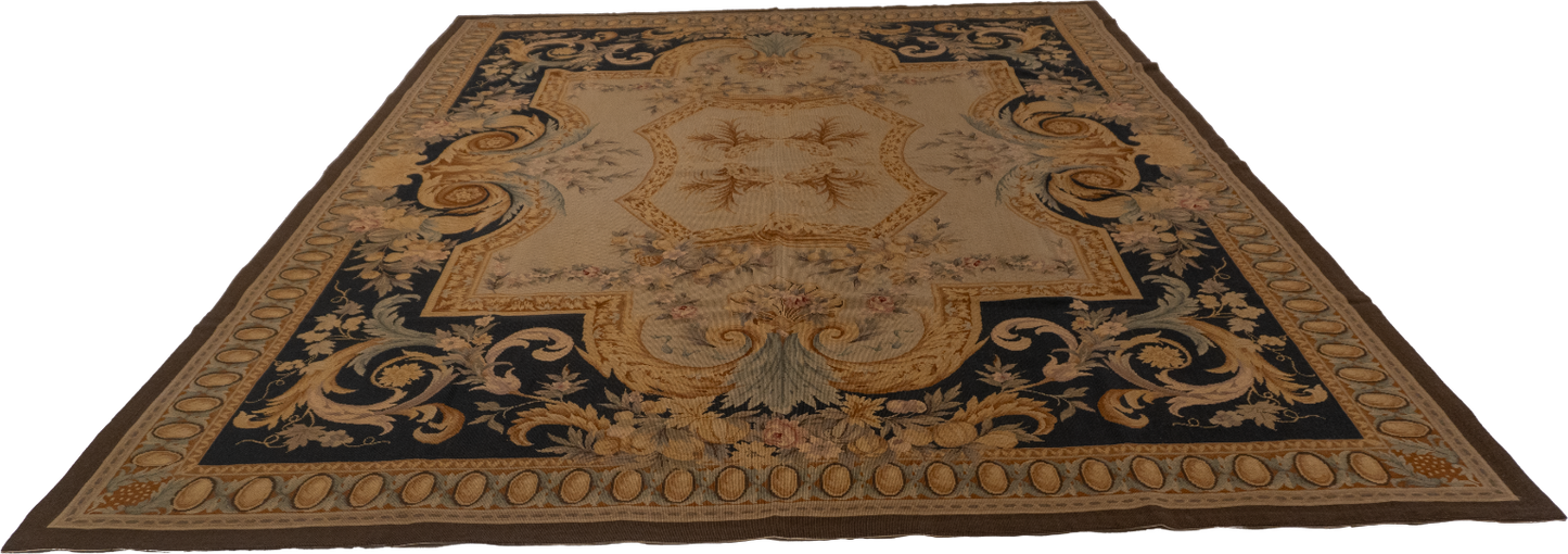 W 7.11 L 9.11 Needle Point 100% Wool Hand-Woven All-Over Design - 20472