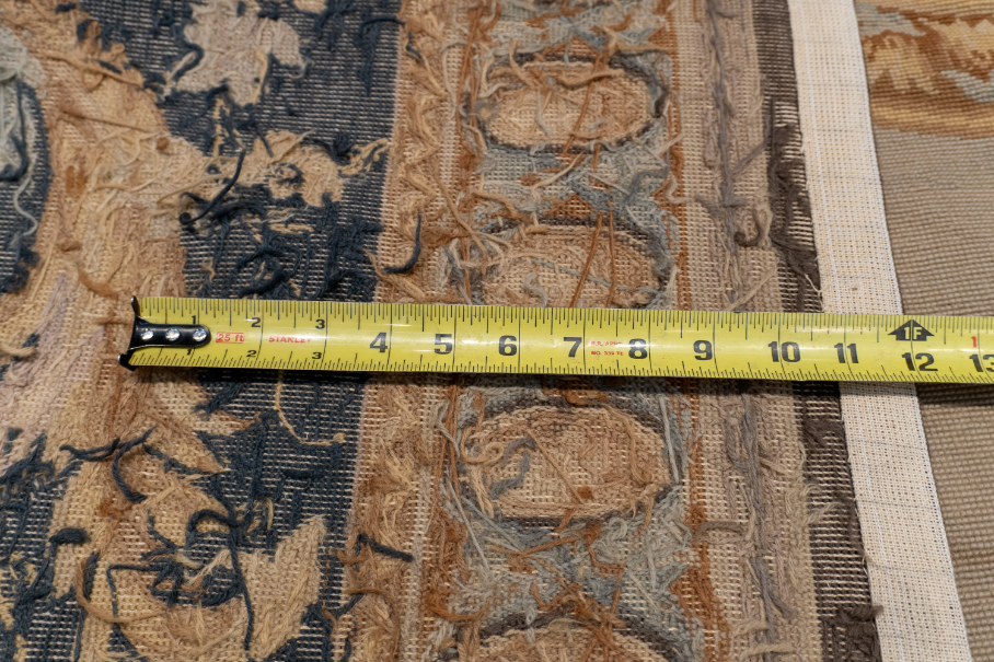 W 7.11 L 9.11 Needle Point 100% Wool Hand-Woven All-Over Design - 20472