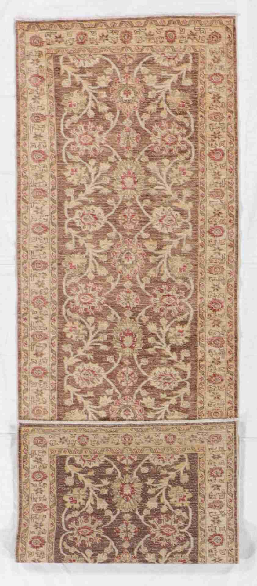 W 3.2 - L 9.10 - Mahal Fine All Over Rectangle - Finest Hand-Knotted Quality Wool - 52352