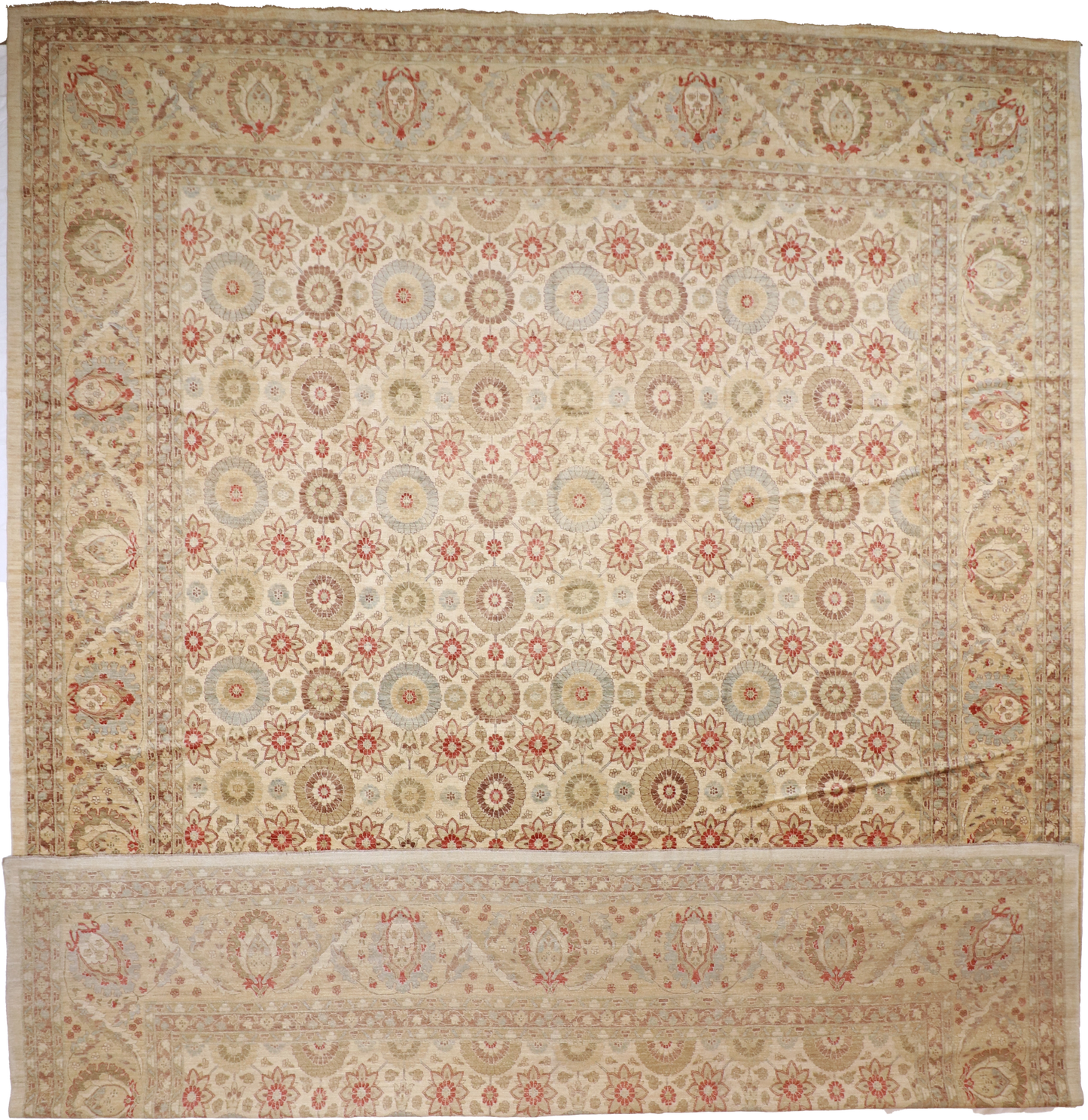 W 15.7 L 19.10 Veramin 100% Wool Hand-Woven All-Over Design - 56224