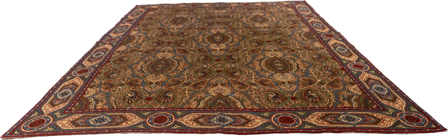 W 9 L 12.4 Chainstich 100% Wool Hand-Woven Floral Design - 56944