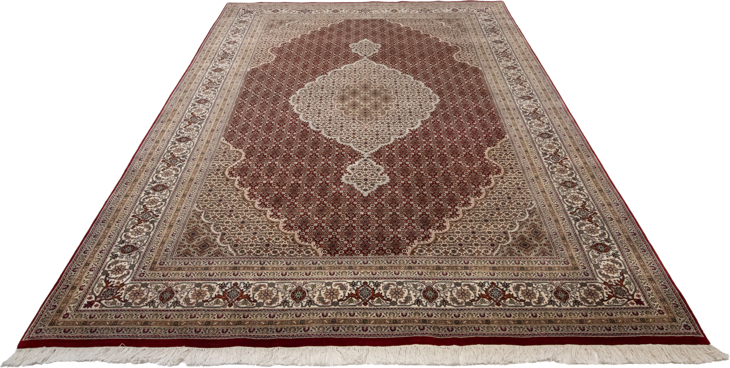 W 6.9 L 10 Tabriz 100% Wool Hand-Woven Medallion Design - 57818
