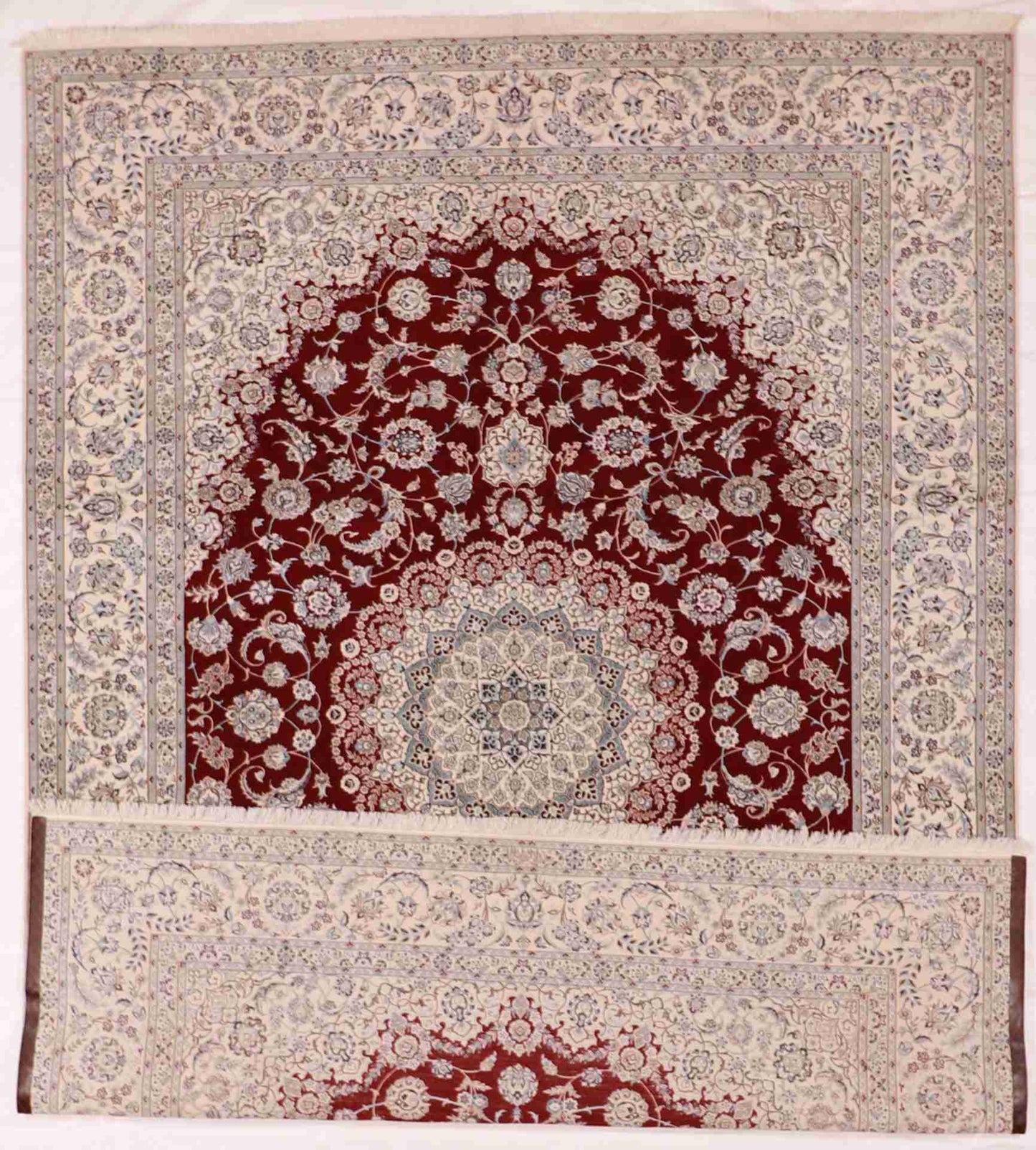 W 8.4 L 11.7 Naine Kashan 100% Silk Hand-Woven Medallion Design - 60957