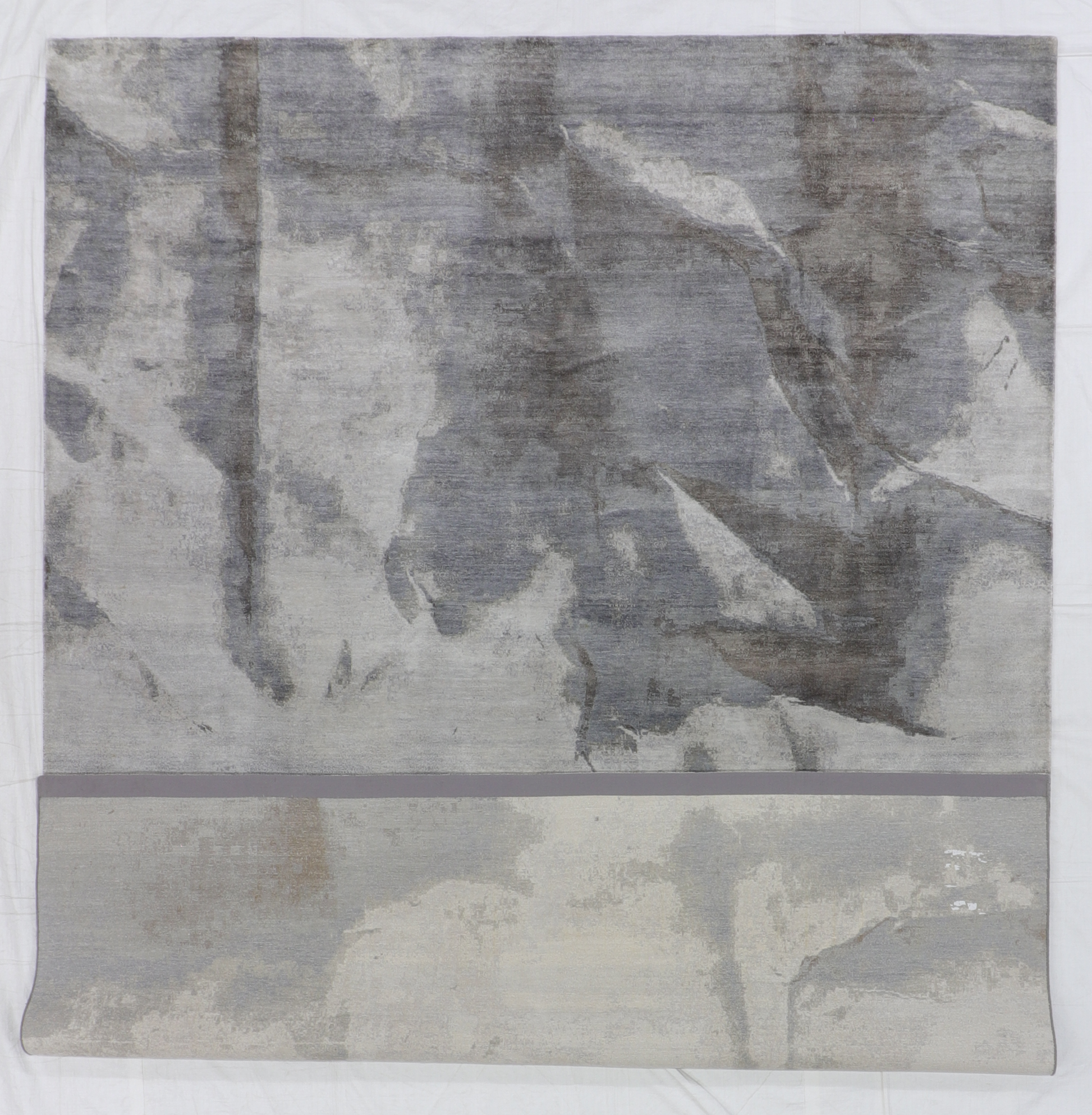 W 9 L 12 Falling Sky 100% Silk Hand-Woven Contemporary Design - 62293