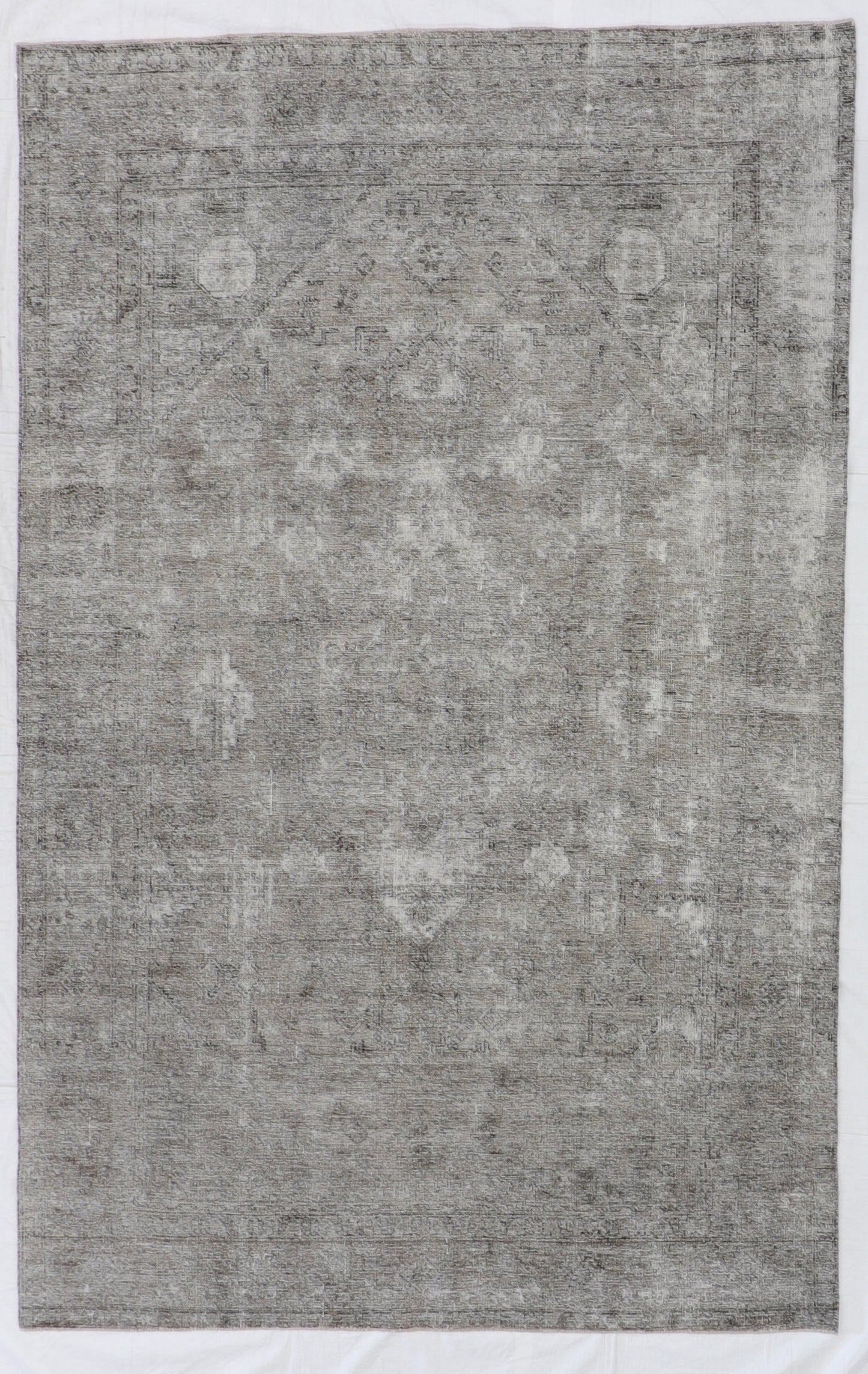 6x9 - Vintage Wool All Over Rectangle - Hand Knotted Rug — 62401