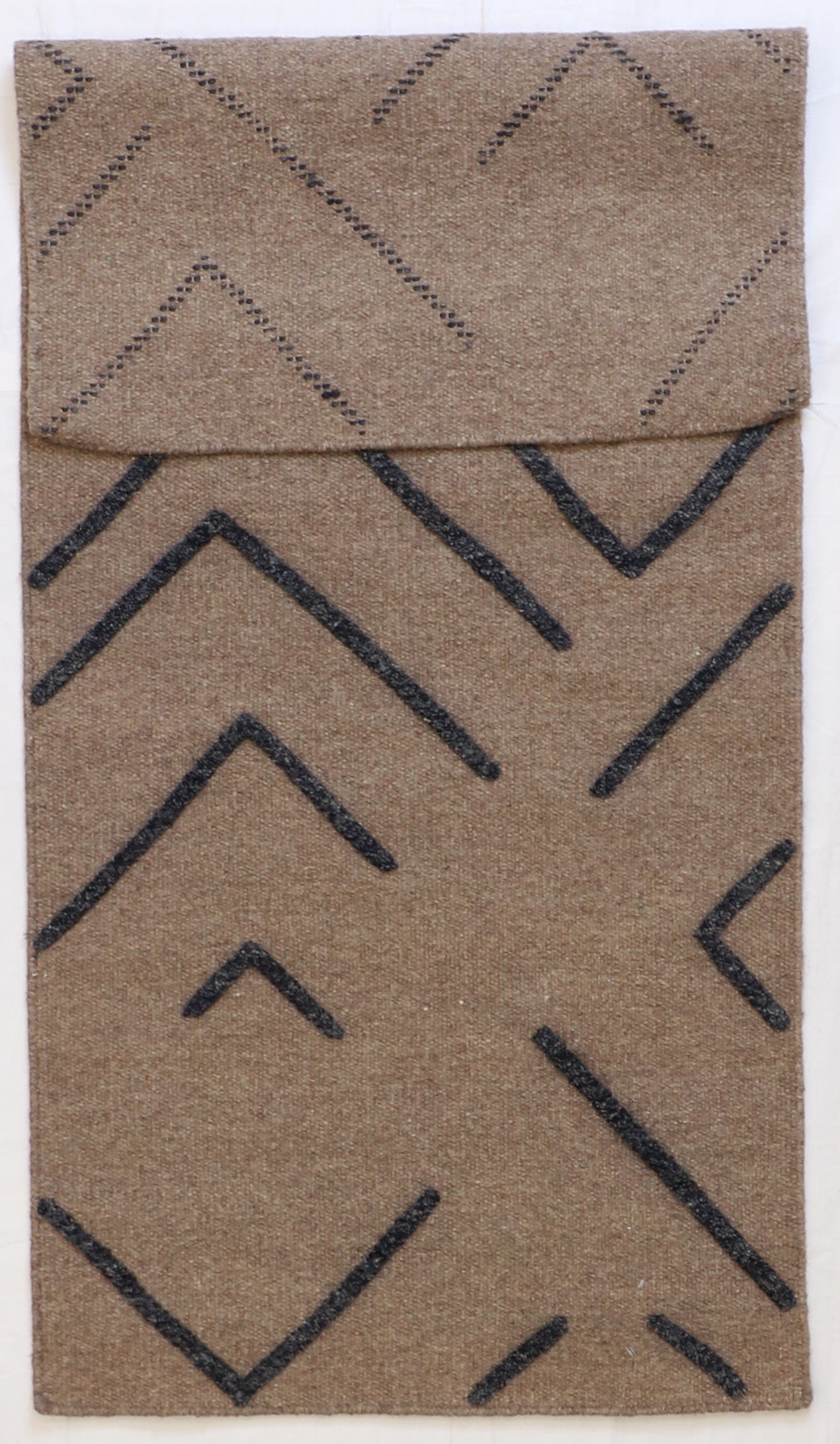 W 2.6 L 6 Modern Runner 100% Wool Handmade All Over Design - 62709