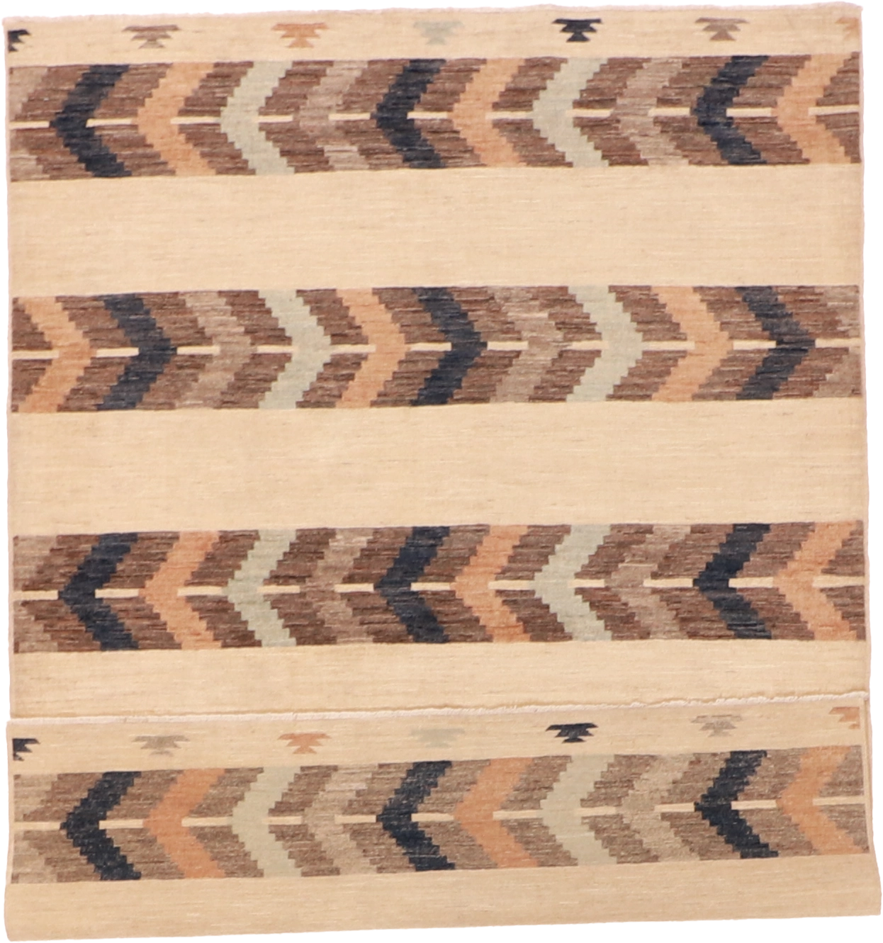 W 5.2 L 7.1 Mountain Modern 100% Wool Hand-Woven Geometric Design - 63246