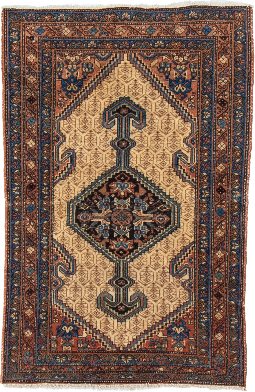 W 3 L 4.9 Lillian 100% Wool Hand-Woven Medallion Design - 6540