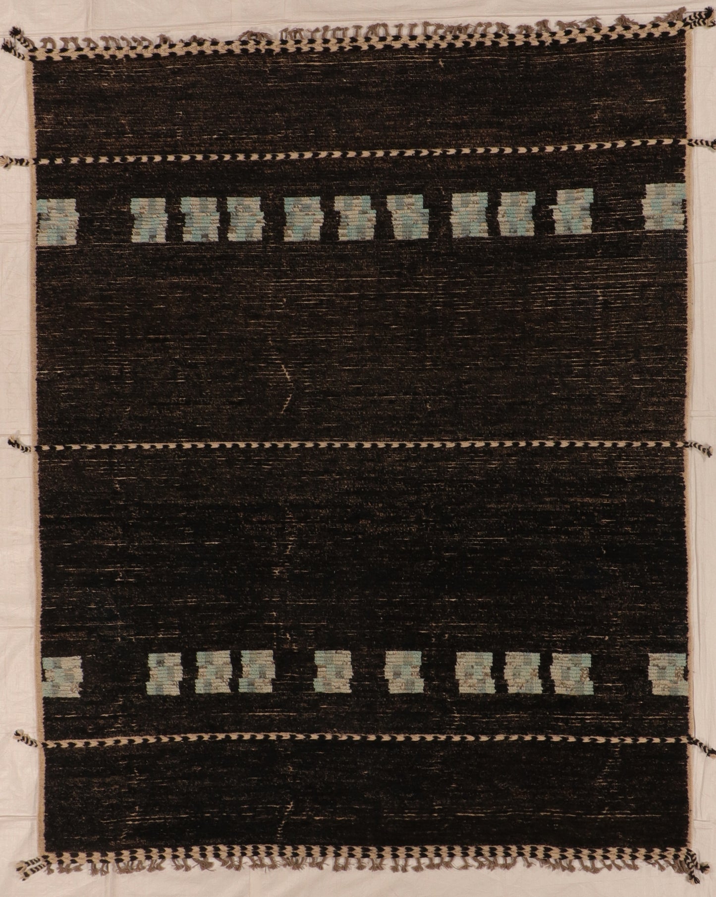 W 8.1 L 10.1 Moroccan 100% Wool Hand-Woven All-Over Design - 66173