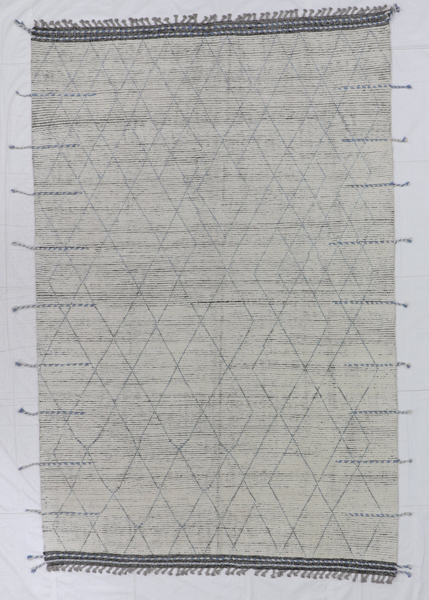 W 7.11 L 11.11 Moroccan 100% Wool Handmade Persia All Over Design - 66175