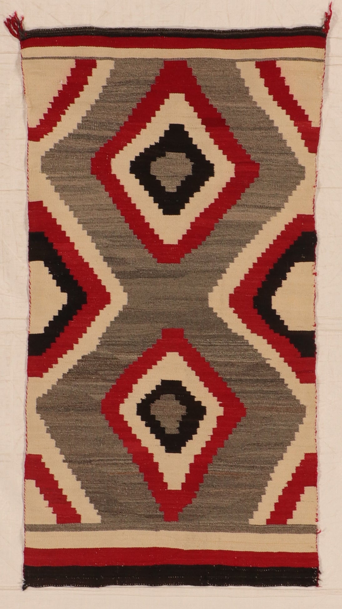 W 2.8 L 5.2 Navajo 100% Wool Hand-Woven Geometric Design - 66334