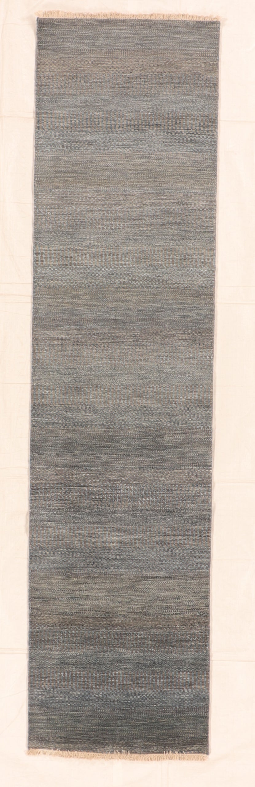 W 2.6 L 10.1 Modern 100% Wool Handmade India All Over Design - 66347